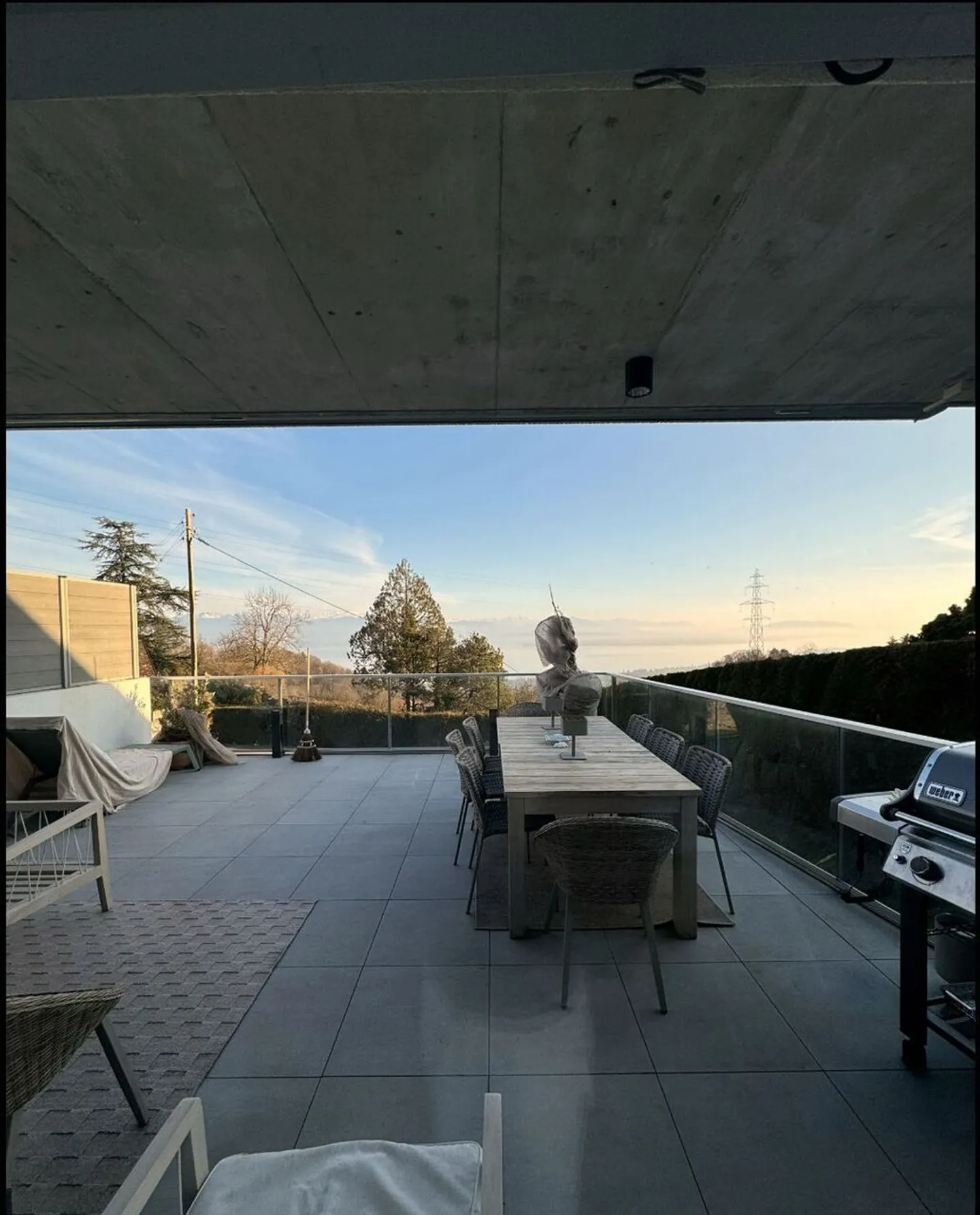 Appartement d'exception avec vaste terrasse et vue panoramique sur le lac Léman - Photo 1 sur 13