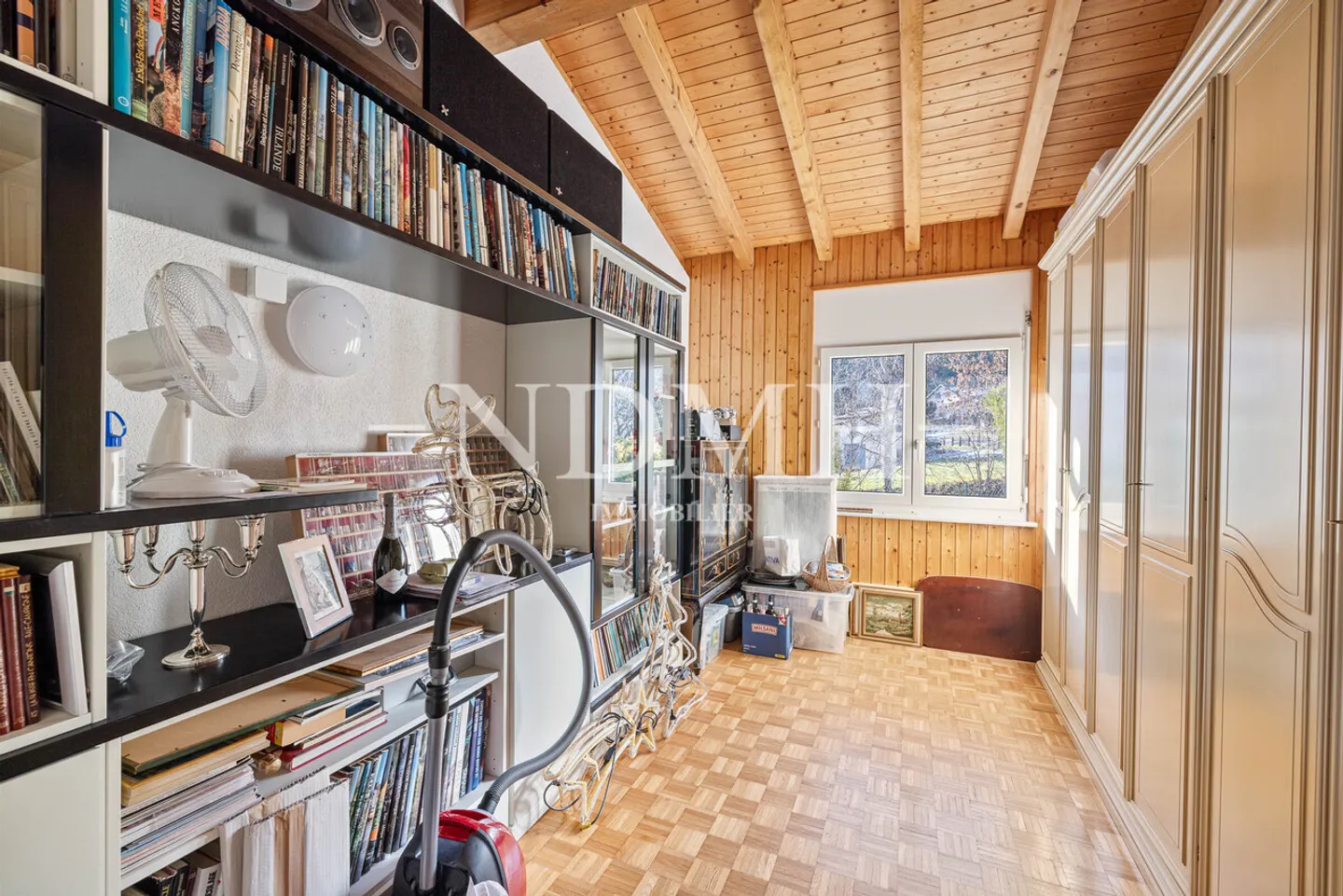 Grande villa con due appartamenti indipendenti - Foto 7 di 12