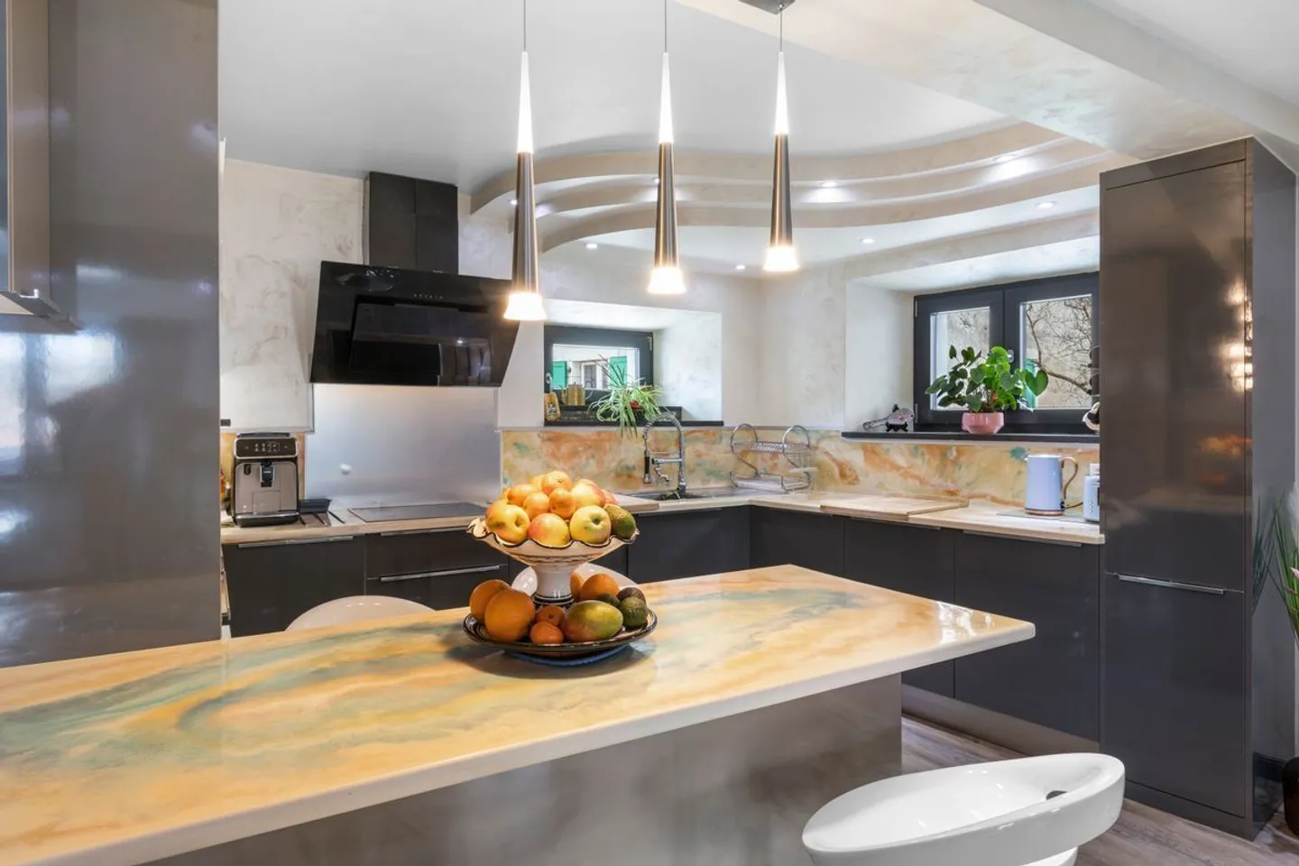 Un écrin de sérénité entre tradition et modernité - Photo 4 sur 13