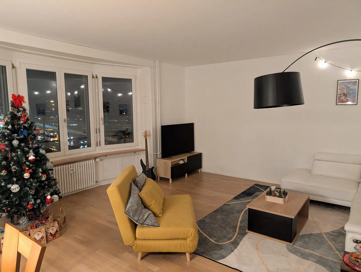 Appartement lumineux 2.5 pièces à 8004 - Photo 3 sur 11