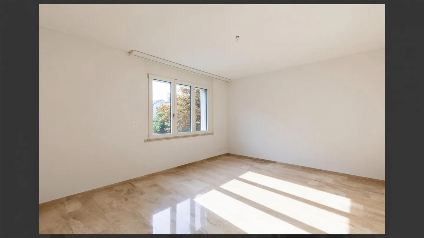 Bella appartamento di 4.5 stanze nel tranquillo quartiere di Wesemlin - Foto 5 di 12