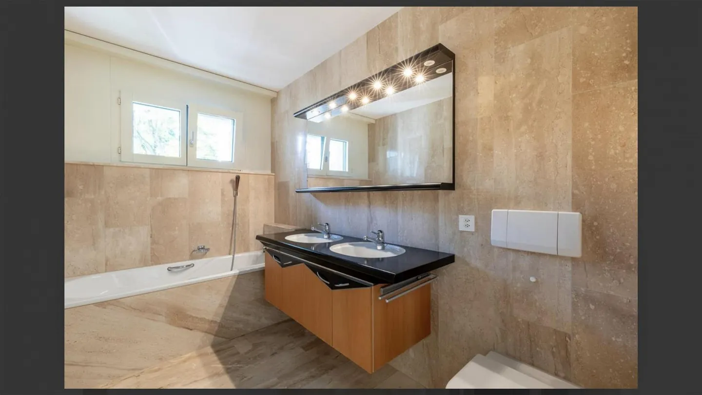 Bella appartamento di 4.5 stanze nel tranquillo quartiere di Wesemlin - Foto 10 di 12