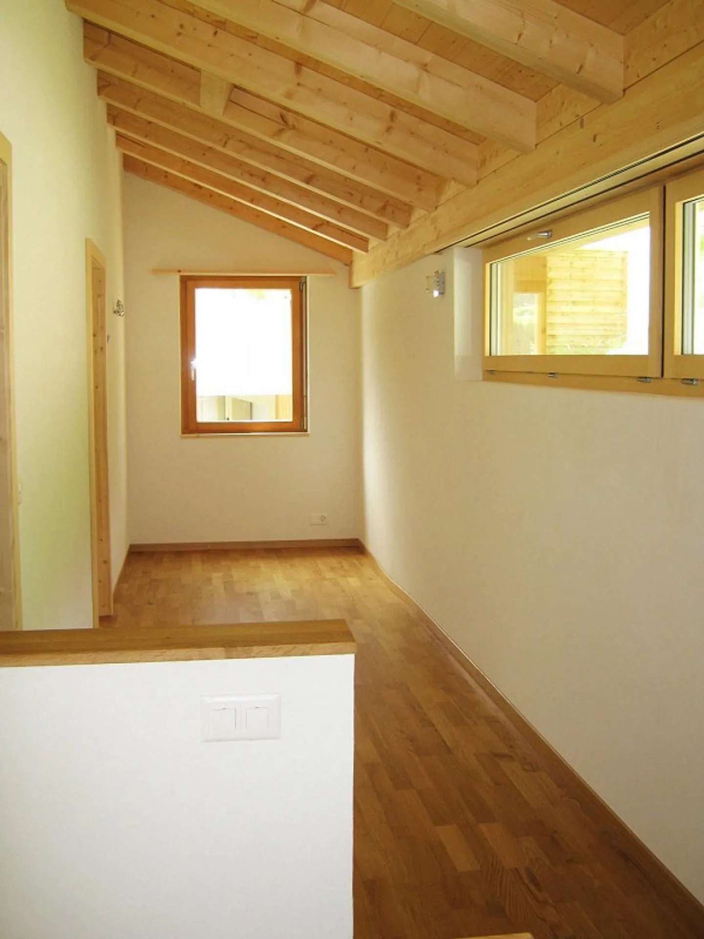 Casa unifamiliare 4½ locali con terrazza e spazi esterni attraenti - Foto 9 di 10