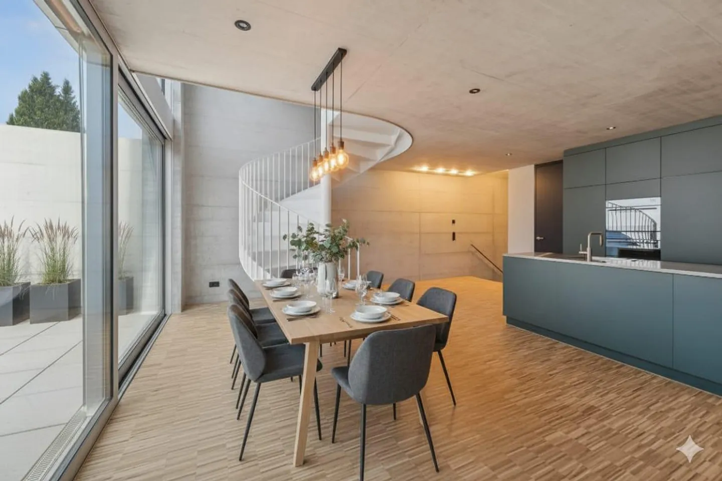 Vivere in townhouse lussuoso con atrio mozzafiato e design moderno - Foto 3 di 13