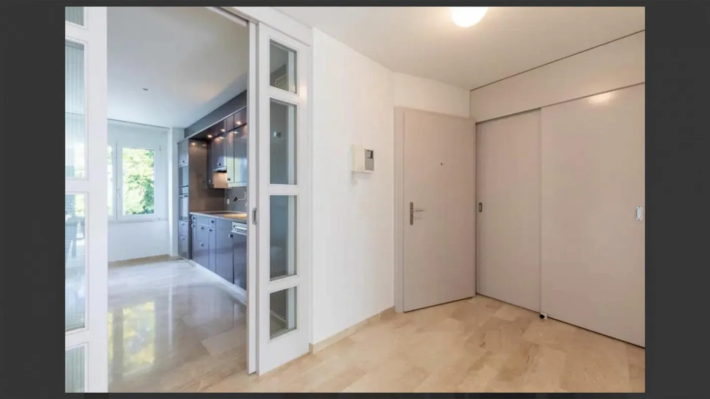 Bella appartamento di 4.5 stanze nel tranquillo quartiere di Wesemlin - Foto 11 di 12