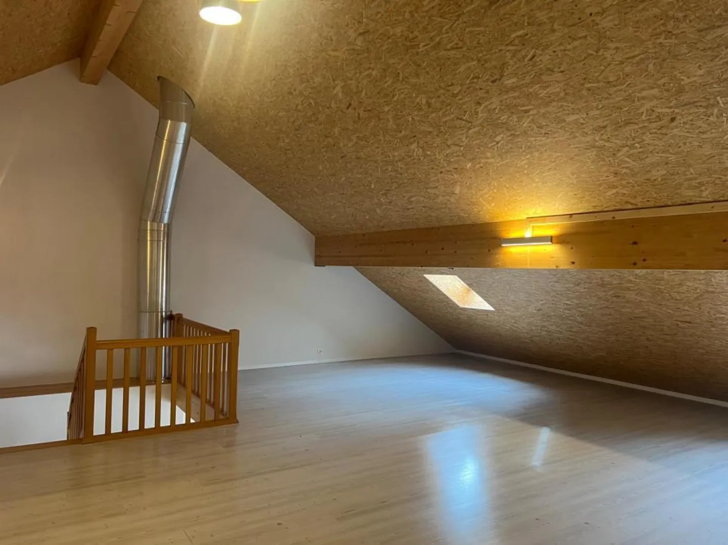 Helles 6,5-Zimmer-Apartment in der Nähe der Natur - Foto 6 von 7