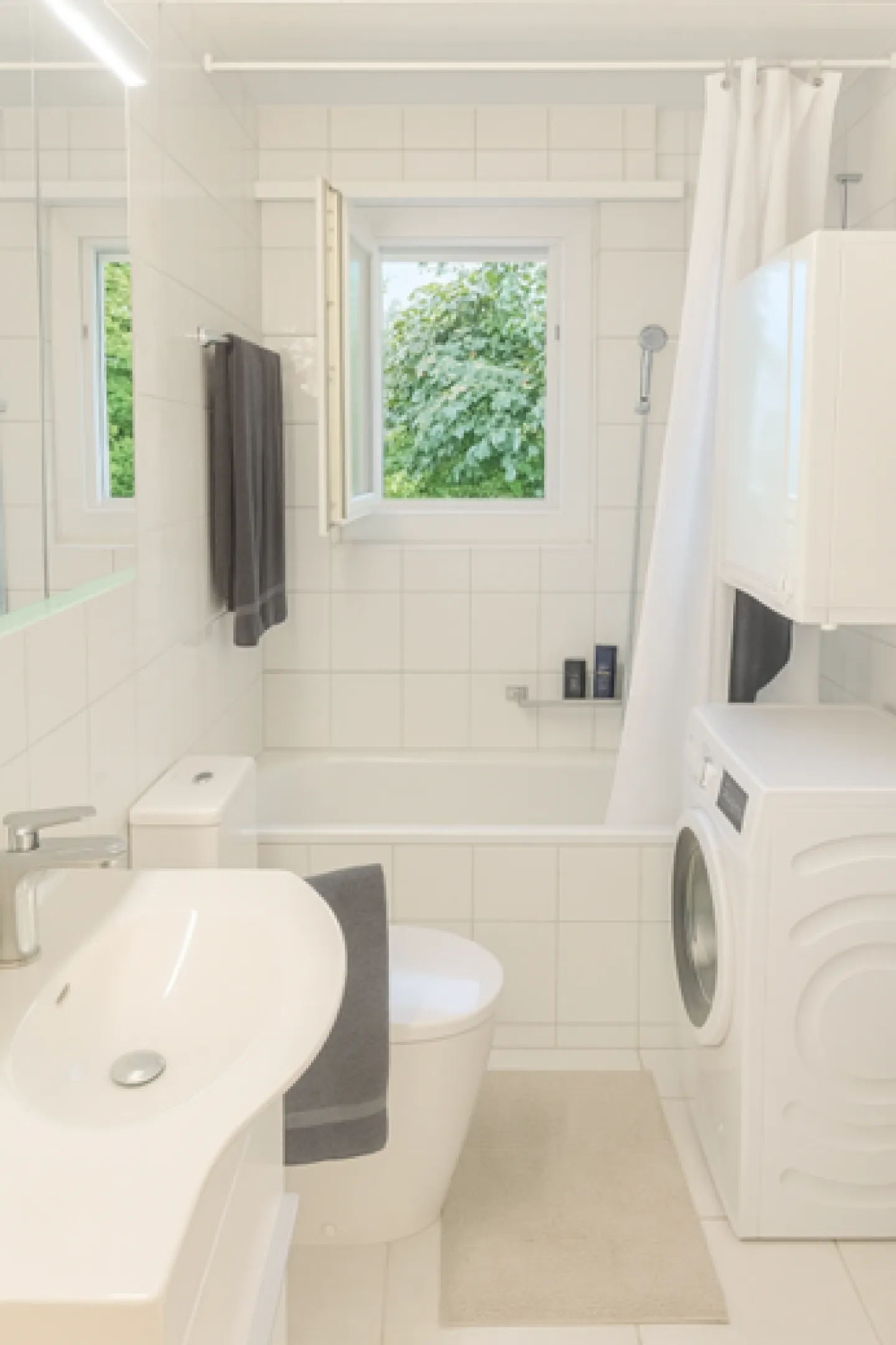Appartamento 3½ locali con terrazza, giardino, locale hobby, box garage e posto auto - Foto 6 di 9