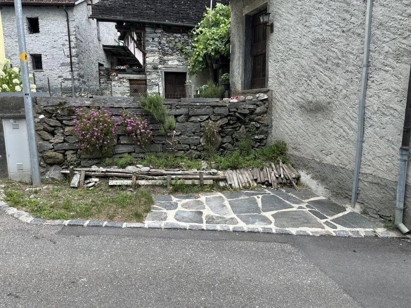 Charming Ticinese Rustic from 1800 – Authenticity and Nature in the Heart of Moghegno - Photo 19 of 23