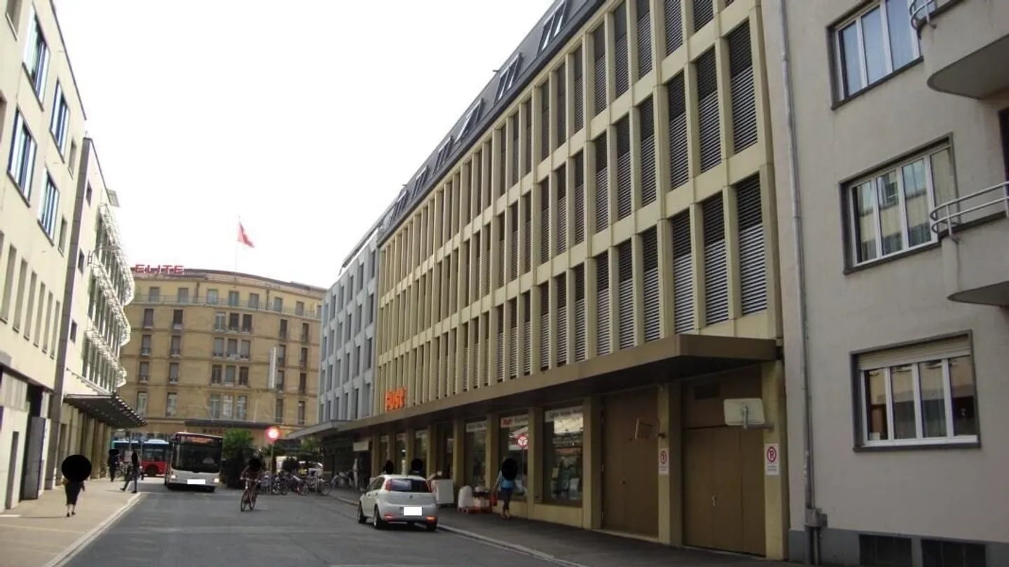 Parcheggio coperto in affitto - Foto 1 di 3