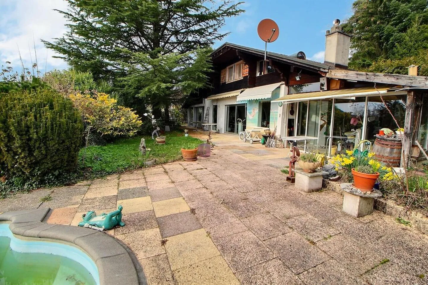 Wunderschönes Einfamilienhaus mit Seeblick in besetztem Leibrentenvertrag ohne Miete - Foto 16 von 17