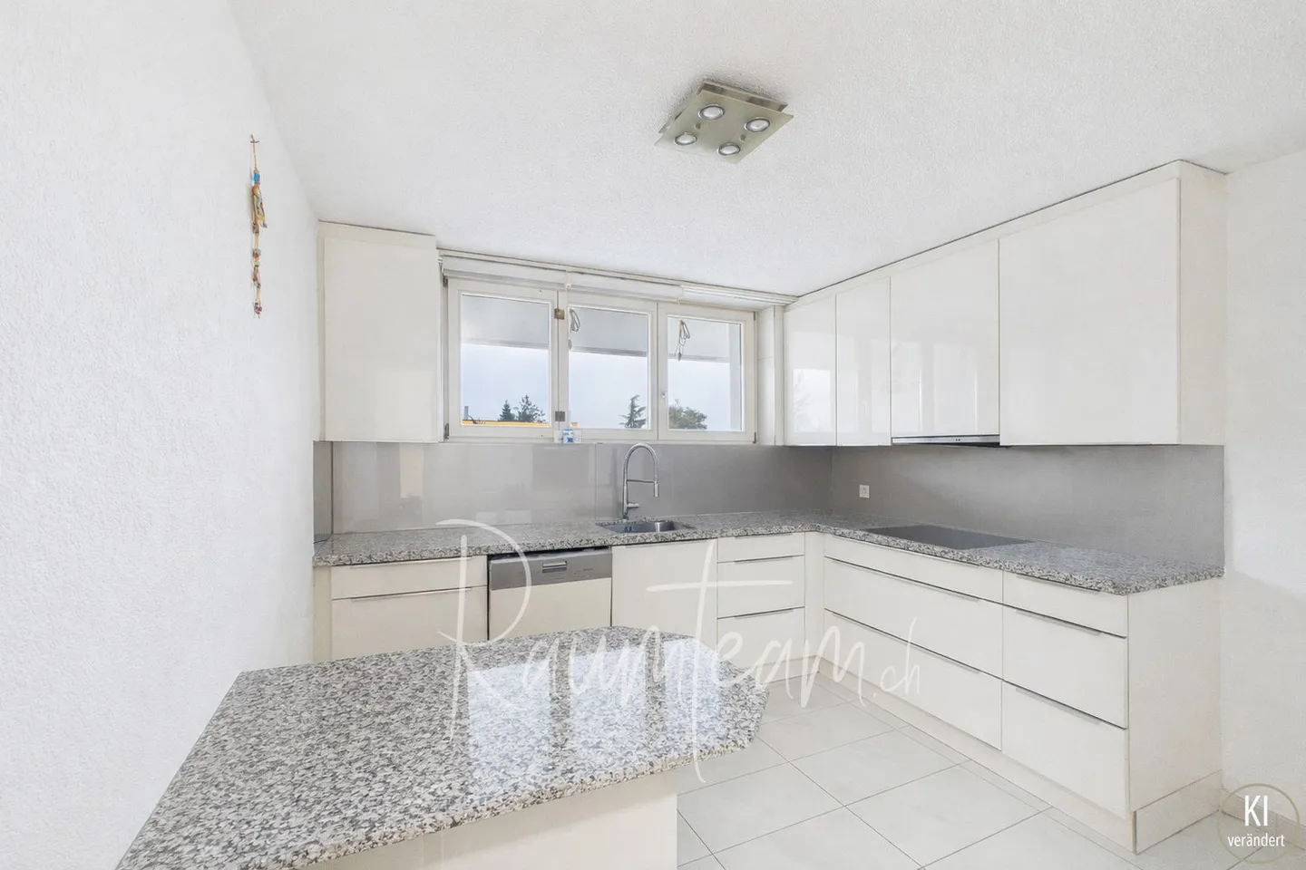 Appartamento luminoso di 4,5 stanze con vista giardino - Foto 8 di 10