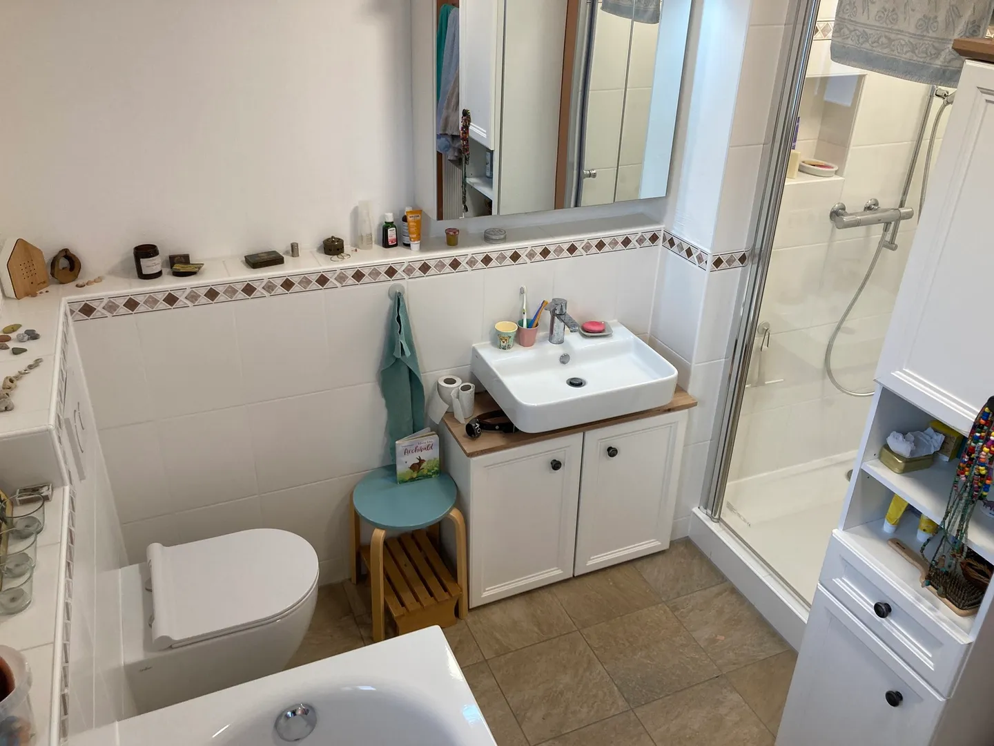 Cozy 3-Room Apartment with Garden - Photo 4 of 4