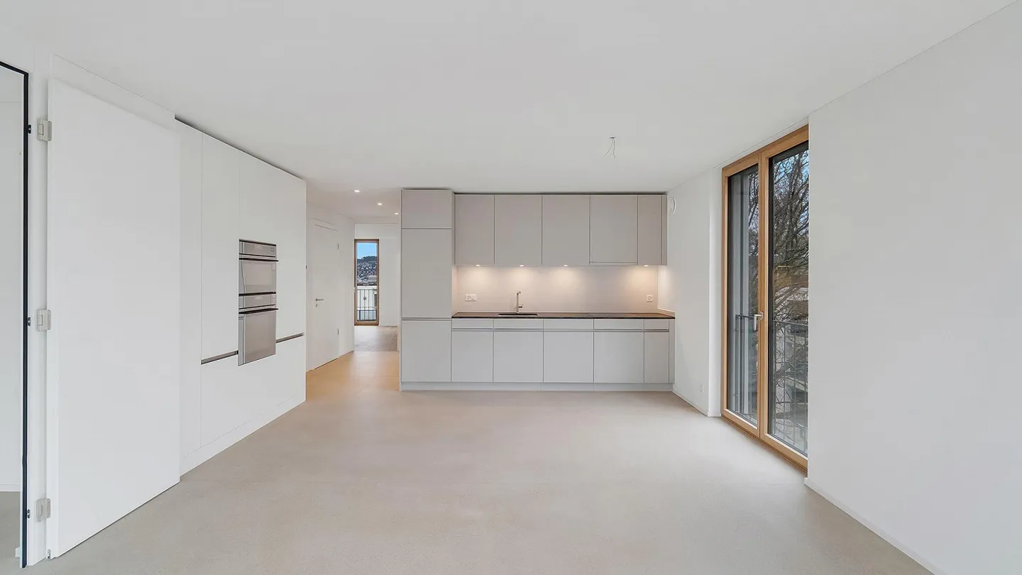 Moderne 3.5-Zimmerwohnung mit Garten - Foto 2 von 7