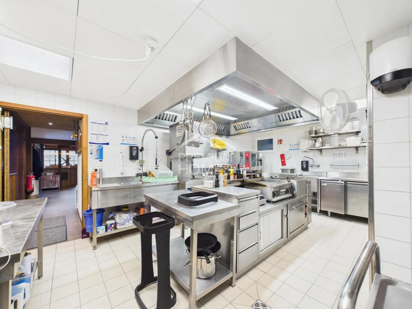 Votre propre village de rendement - trois bâtiments dans un emplacement privilégié ! - Photo 4 sur 13