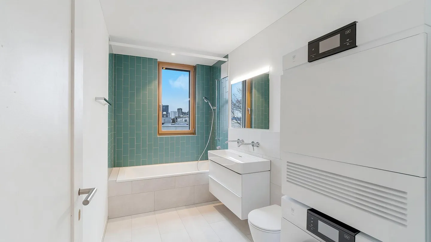 Moderne 3.5-Zimmerwohnung mit Garten - Foto 4 von 7