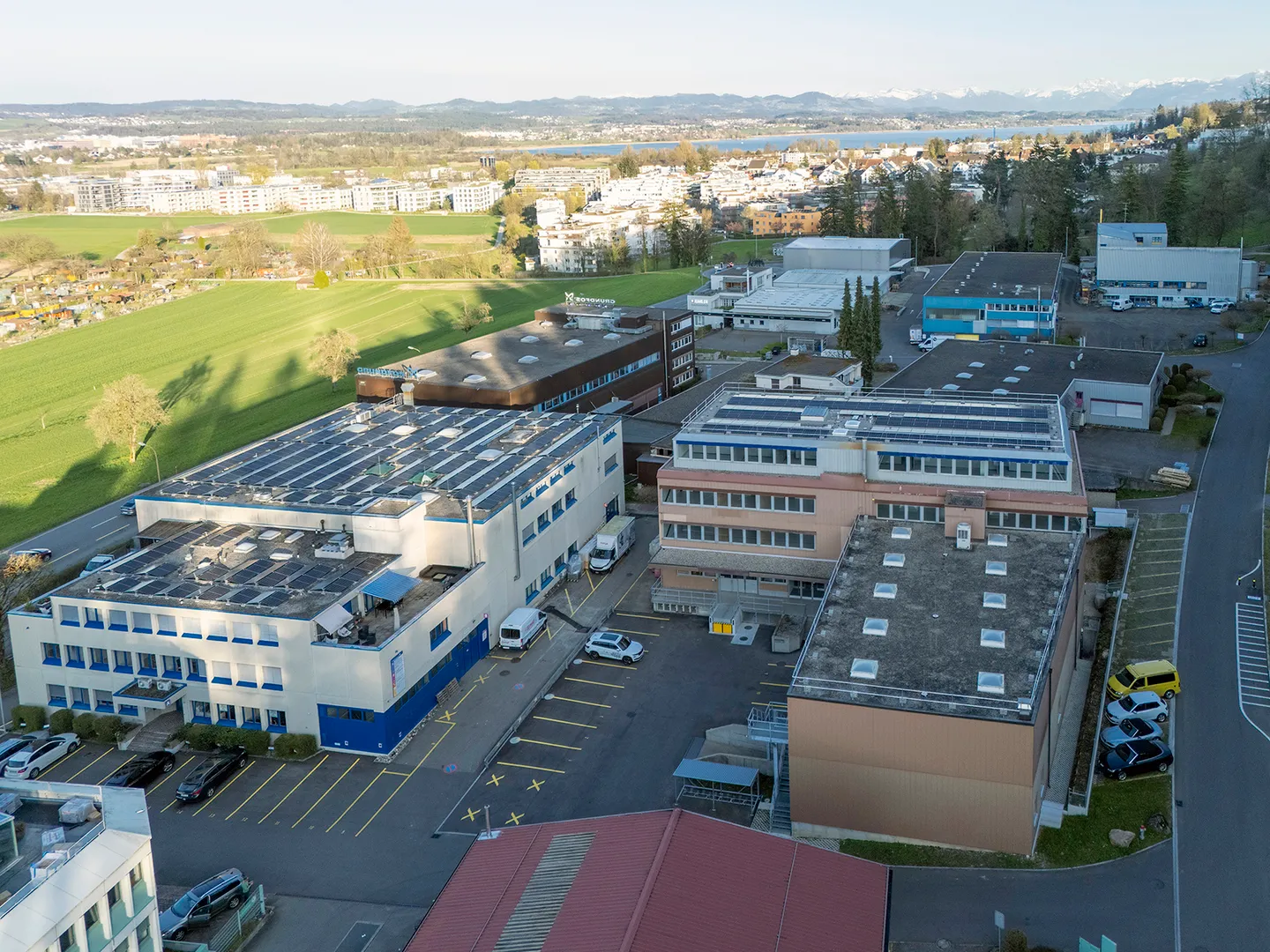 Spazio di stoccaggio luminoso e secco - Foto 1 di 4