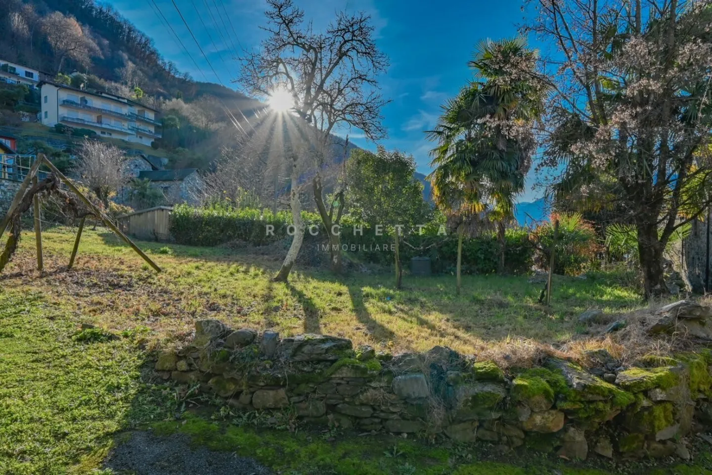 Bella casa con appartamento ospiti e terreno  - Foto 13 di 14