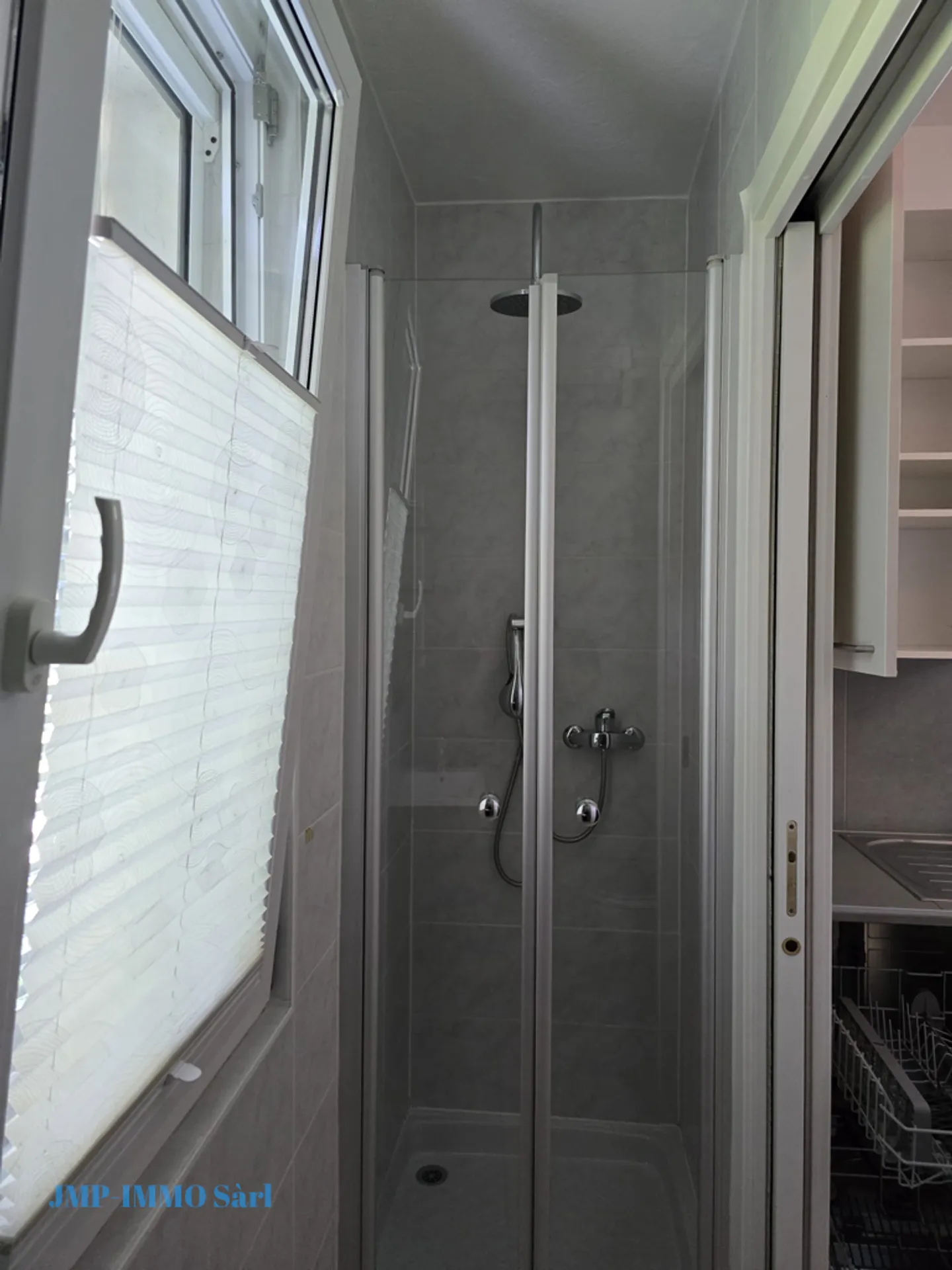 EXCLUSIVE villa of very good standing - Photo 52 of 57