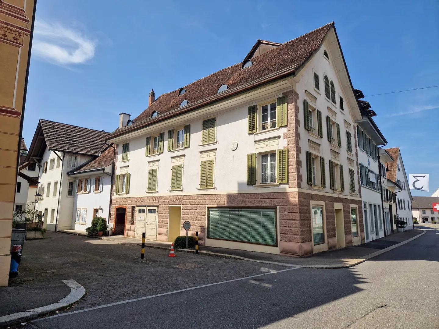 Zentral + Preiswert - Foto 2 von 12