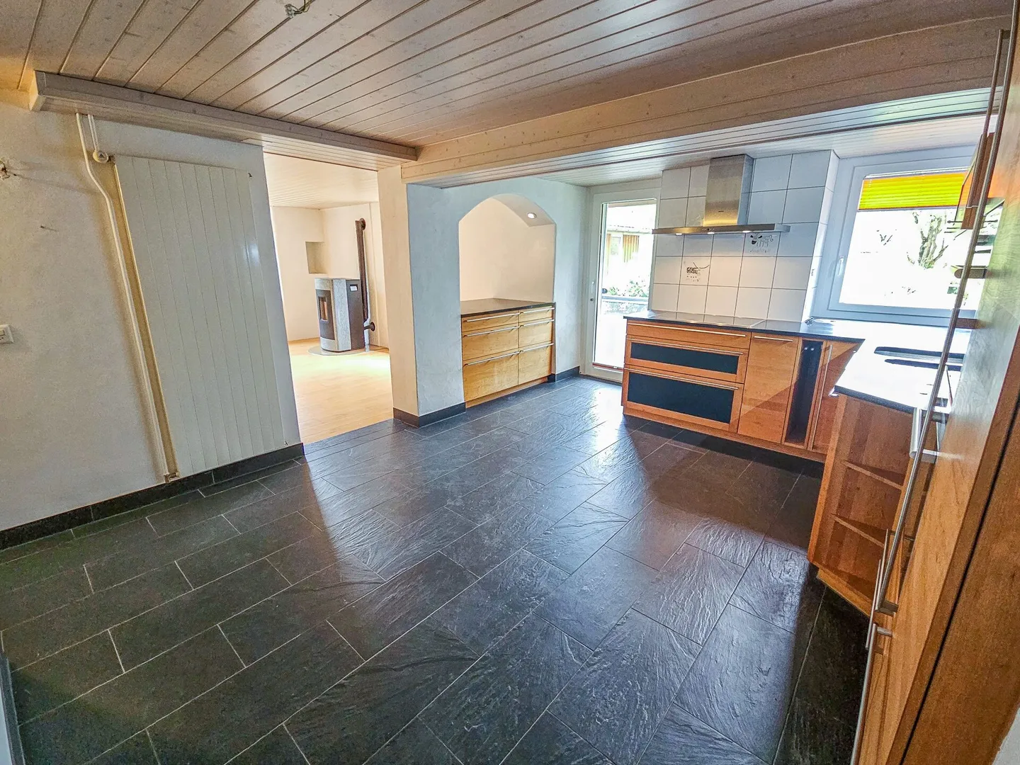 Semi-Detached Villa in Molondin - Photo 12 of 20
