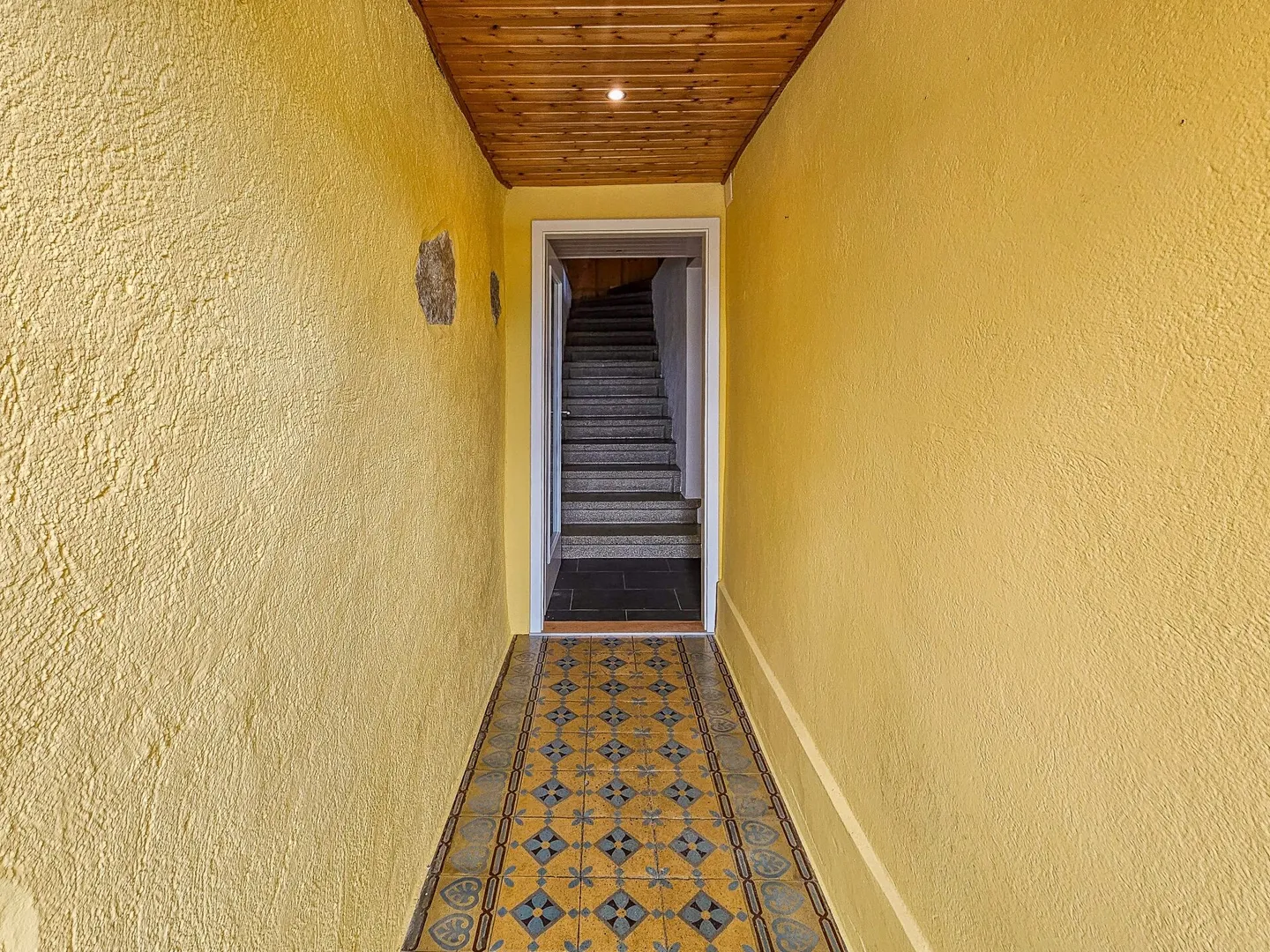 Semi-Detached Villa in Molondin - Photo 18 of 20