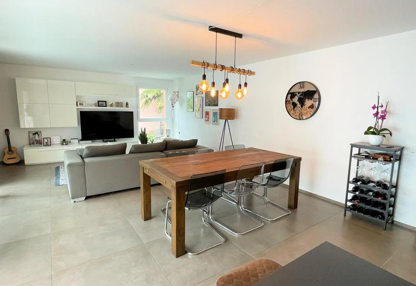 Elegante appartamento con terrazza in zona comoda e strategica - Foto 4 di 14