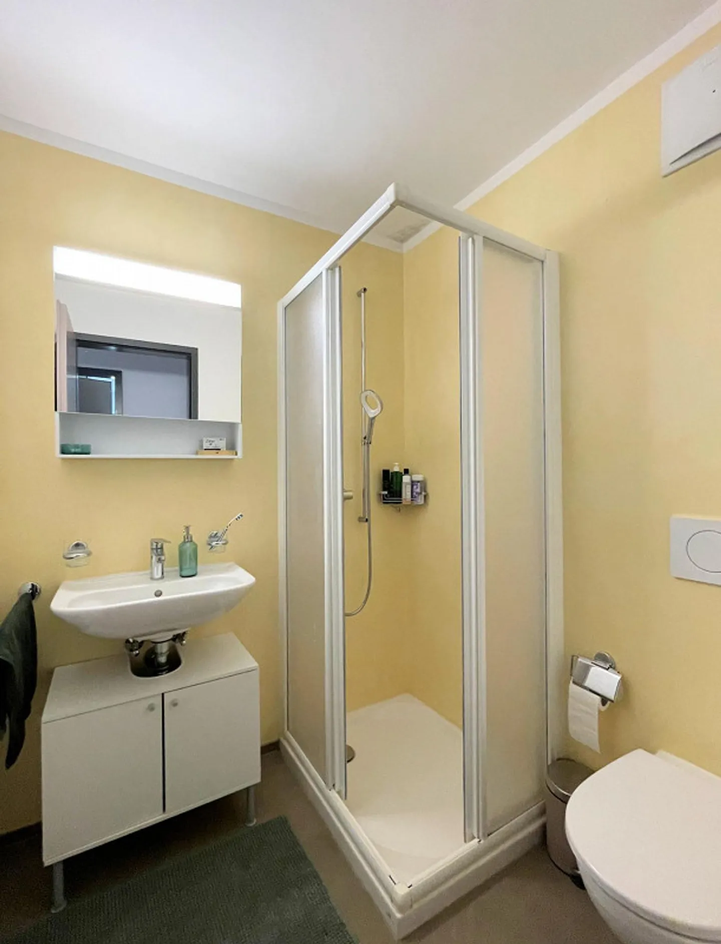 Elegante appartamento con terrazza in zona comoda e strategica - Foto 10 di 14