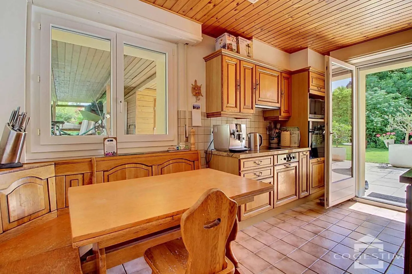 Villa 6,5 Zimmer - Foto 3 von 13