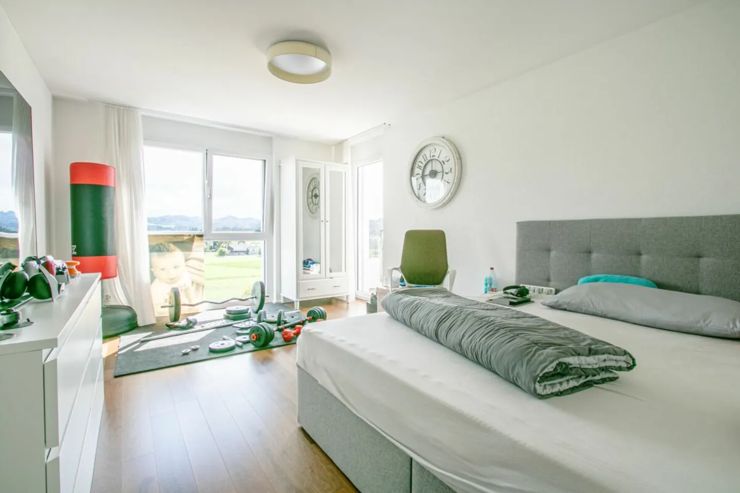 Maison individuelle exclusive de 5,5 pièces avec piscine et vue imprenable - Photo 10 sur 24