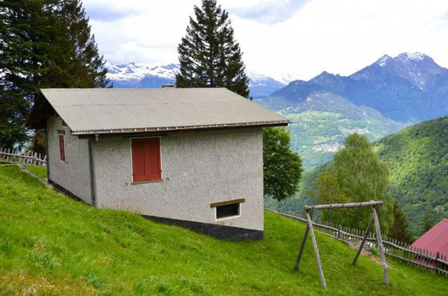 Rustico di 3 loc. immerso nella natura molto soleggiata con bella vista panoramica - Foto 29 di 32