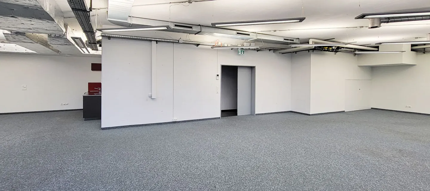 Espace commercial/bureau refroidi et développé avec infrastructure - Photo 5 sur 12