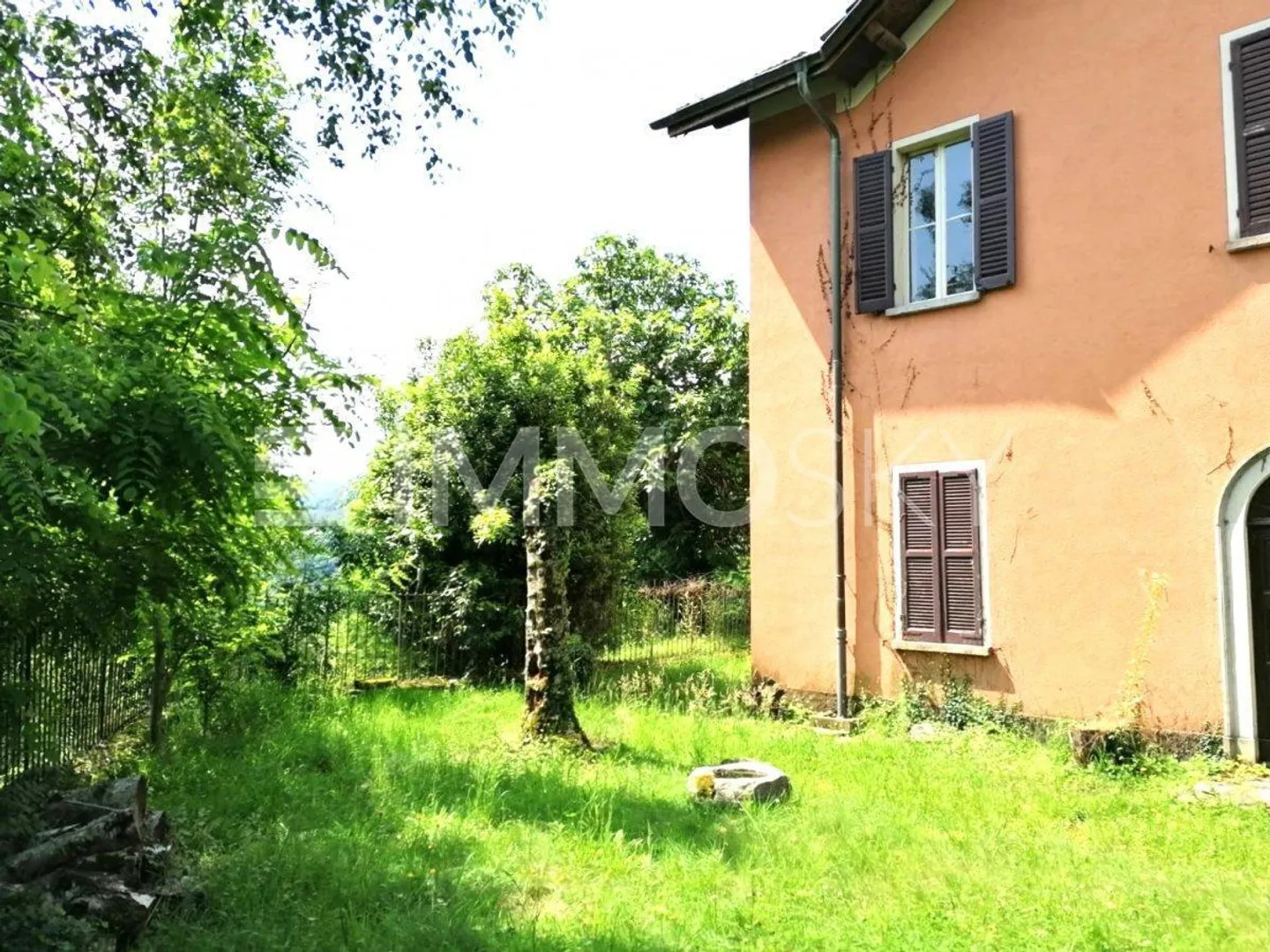 Renovieren Sie diese schöne Immobilie - Foto 1 von 5