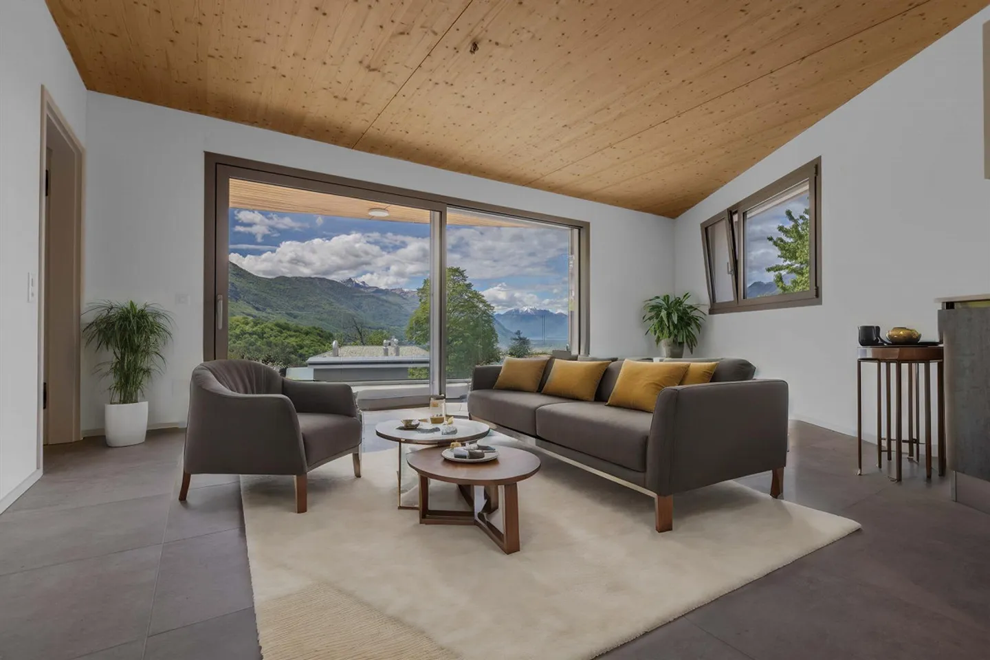 NOUVEL APPARTEMENT MODERNE DE 2,5 PIÈCES AVEC TERRASSE À PIANEZZO - Photo 1 sur 9