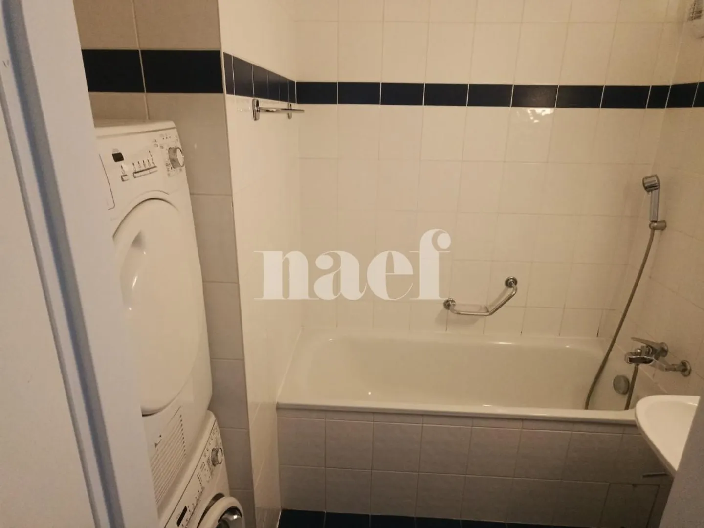 Apartment with 3 rooms - Photo 6 of 7