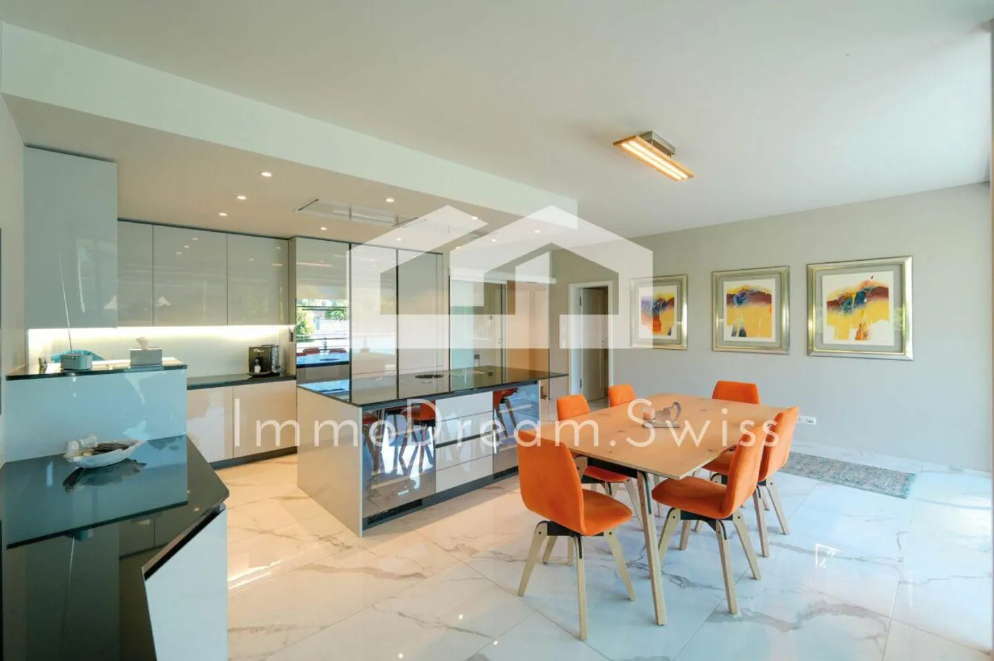 5 ½ Zi. Eigentumswohnung, an Top privilegierter Lage: «Nichtalltägliche, moderne Residenz» - Foto 1 von 11