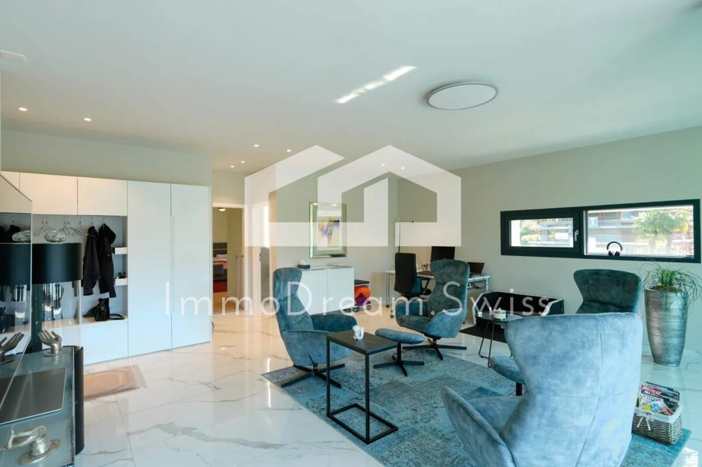 5 ½ Zi. Eigentumswohnung, an Top privilegierter Lage: «Nichtalltägliche, moderne Residenz» - Foto 2 von 11