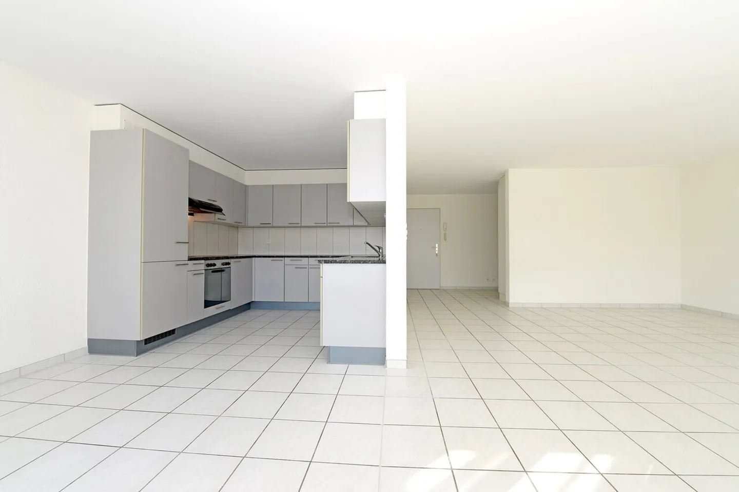 Geräumige Wohnung in Familiengegend - Foto 2 von 11
