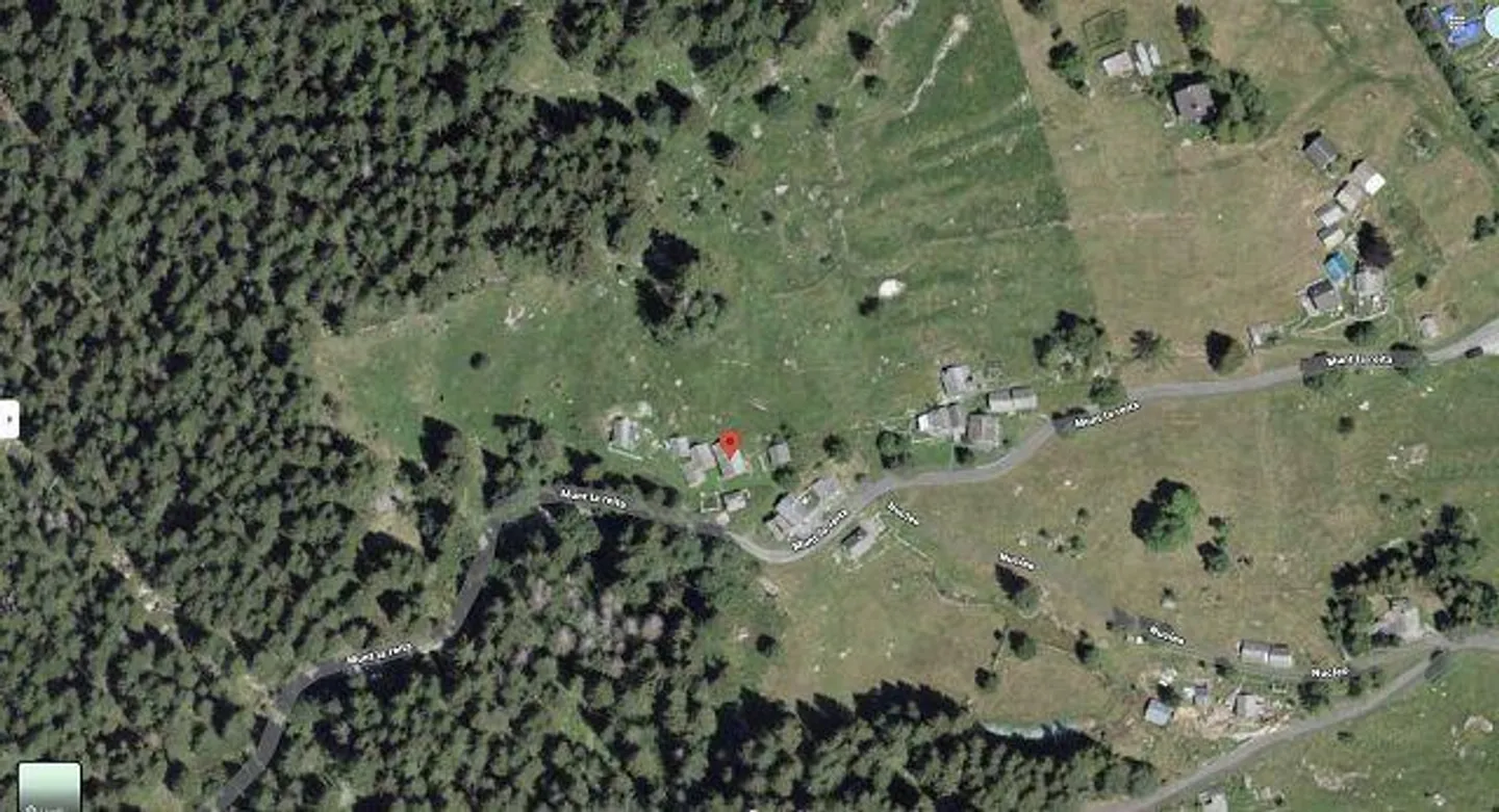 3 Rustici da Ristrutturare in una Posizione Molto Soleggiata e Tranquilla con Vista - Foto 31 di 31