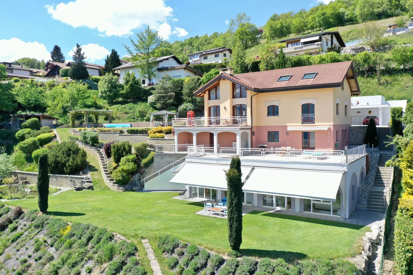Villa avec piscine et vue panoramique - Photo 12 sur 13