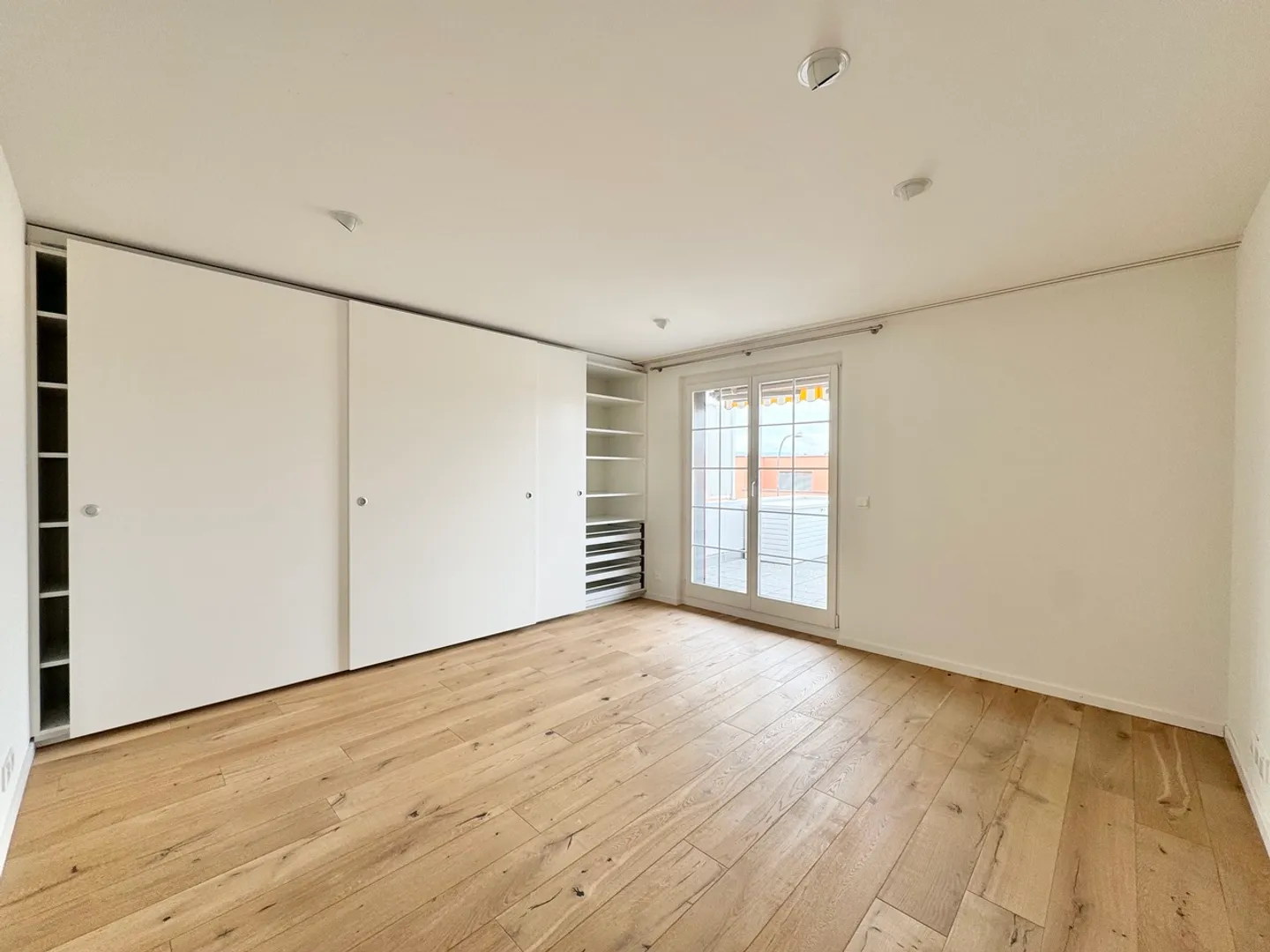 Light-Filled Terrace House in Preferred Location - Photo 6 of 9