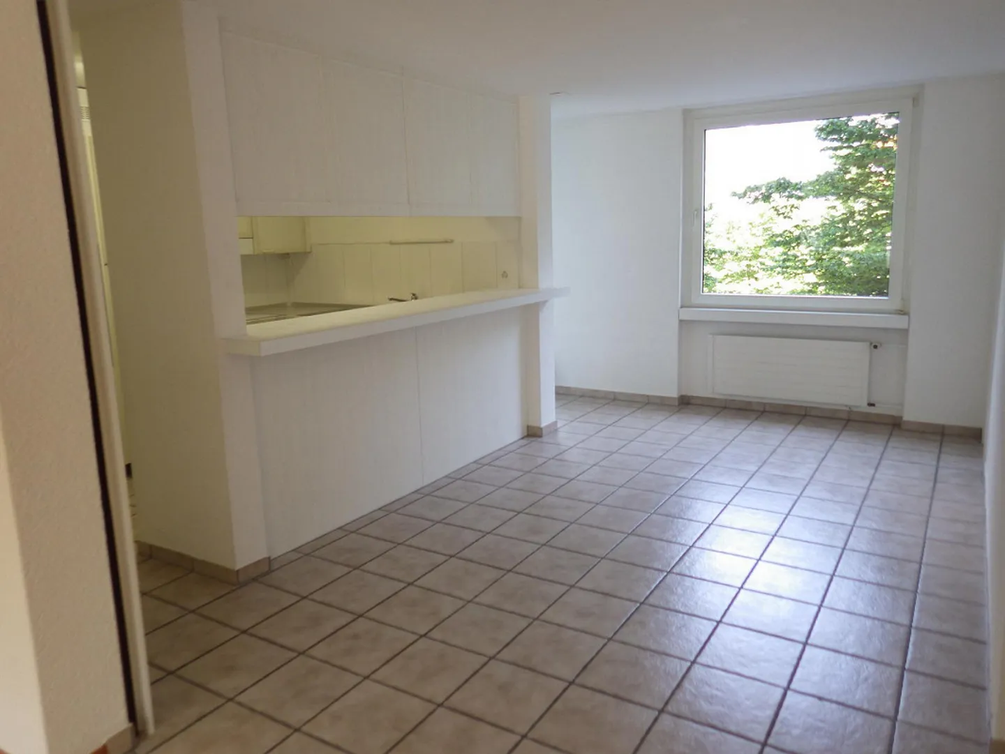 Spacious Living in the Lacuna Quarter - No Building Lease - Photo 2 of 11