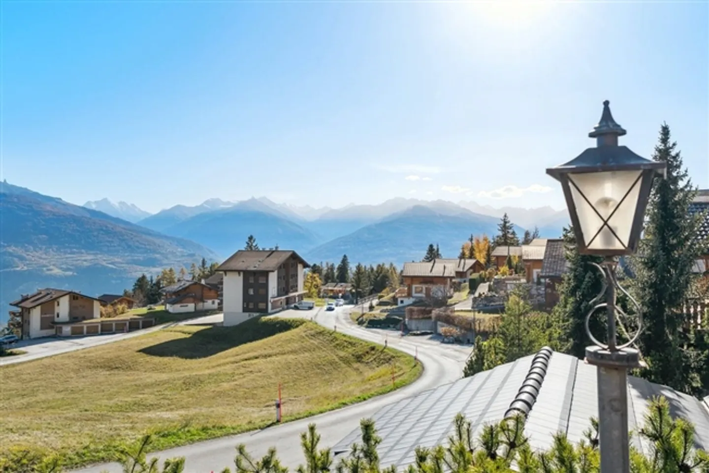 Renovated Apartment in Anzère - Photo 1 of 10