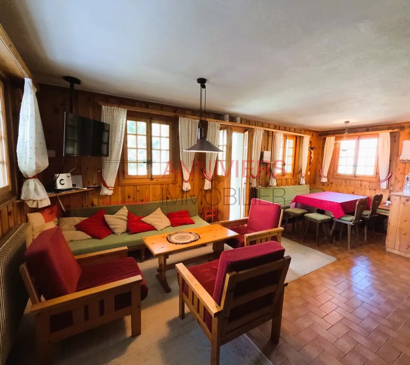 Wunderschönes Chalet in Ayer, ruhig und mit atemberaubendem Blick - Foto 3 von 13