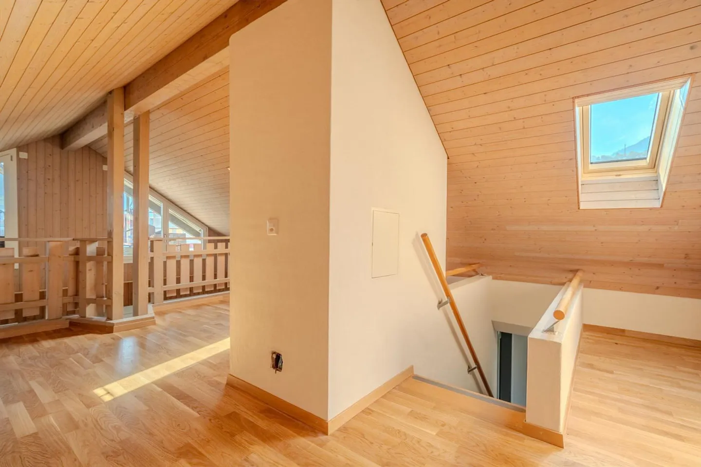 Modernisierte 5.5-Zimmerdachwohnung in Sarnen - Foto 6 von 11