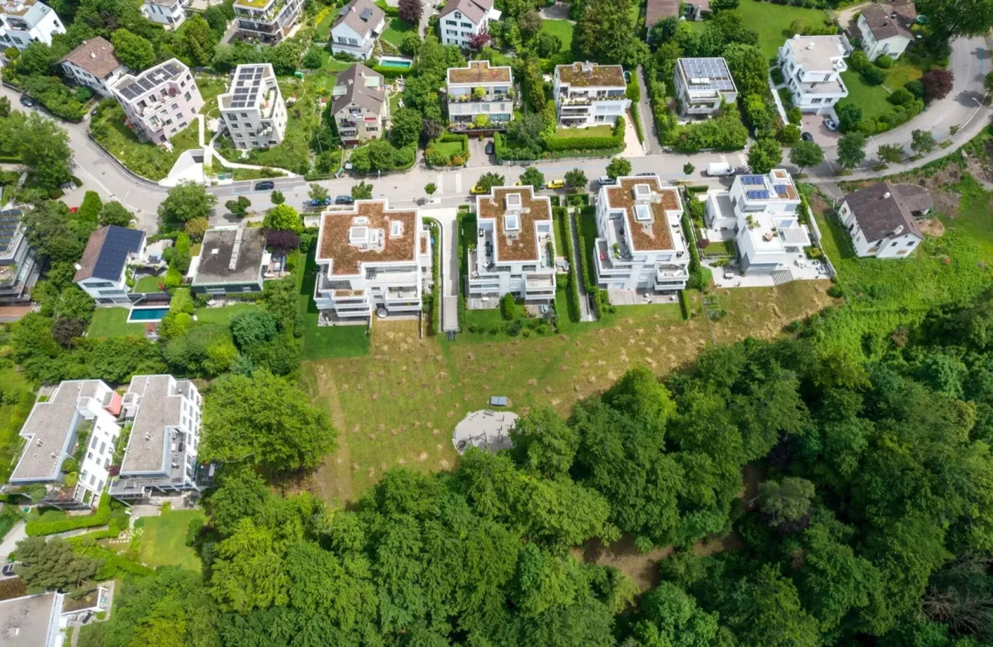 Appartamento giardino moderno e da sogno a Zurigo Witikon - Foto 16 di 19
