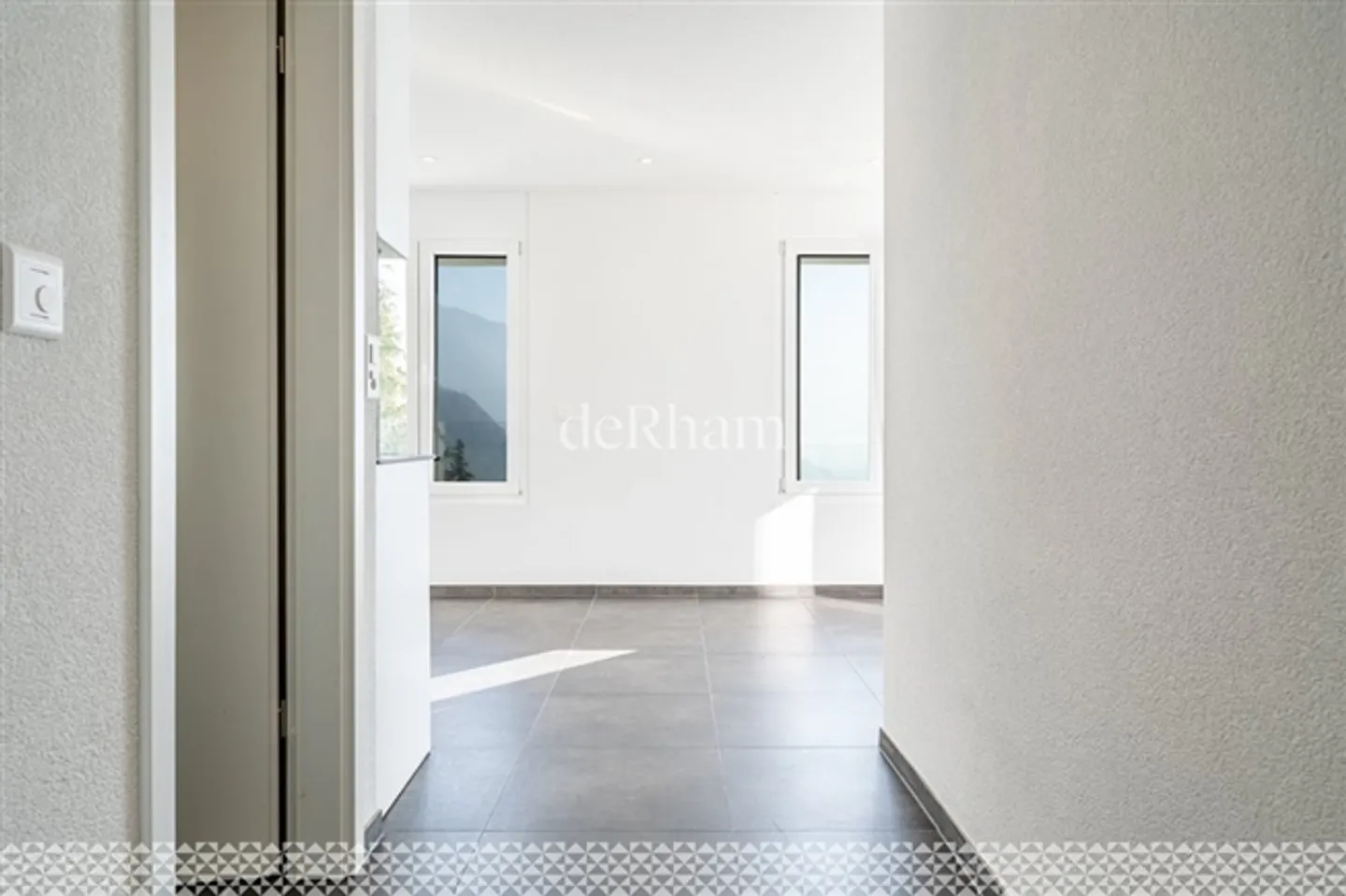 Magnifico appartamento con una camera al 1° piano - Foto 3 di 8