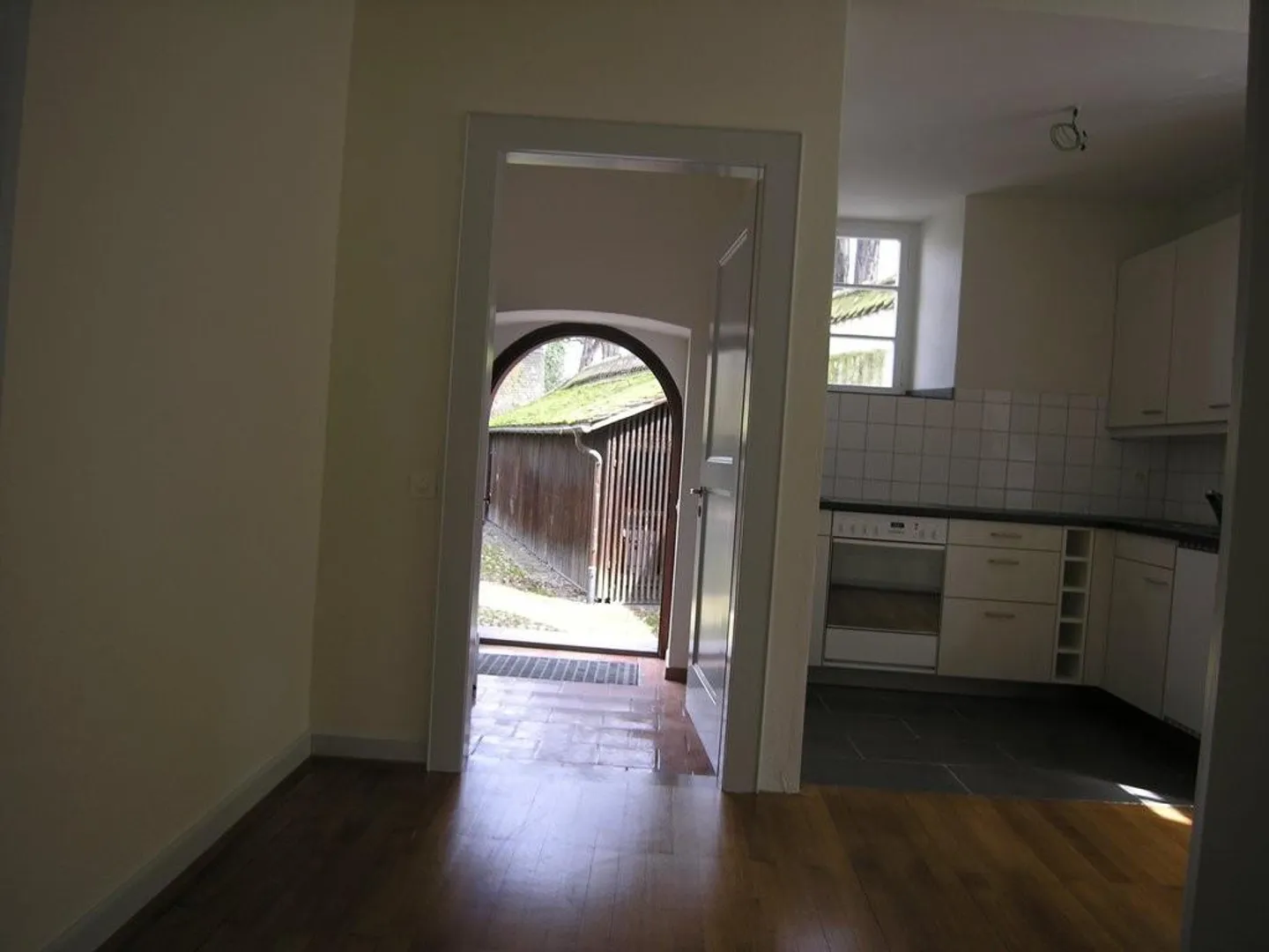 Beautiful 1-room apartment right by Joggeli - Photo 8 of 9