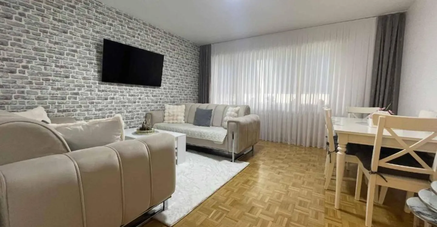 Residential Investment Building - Photo 7 of 8