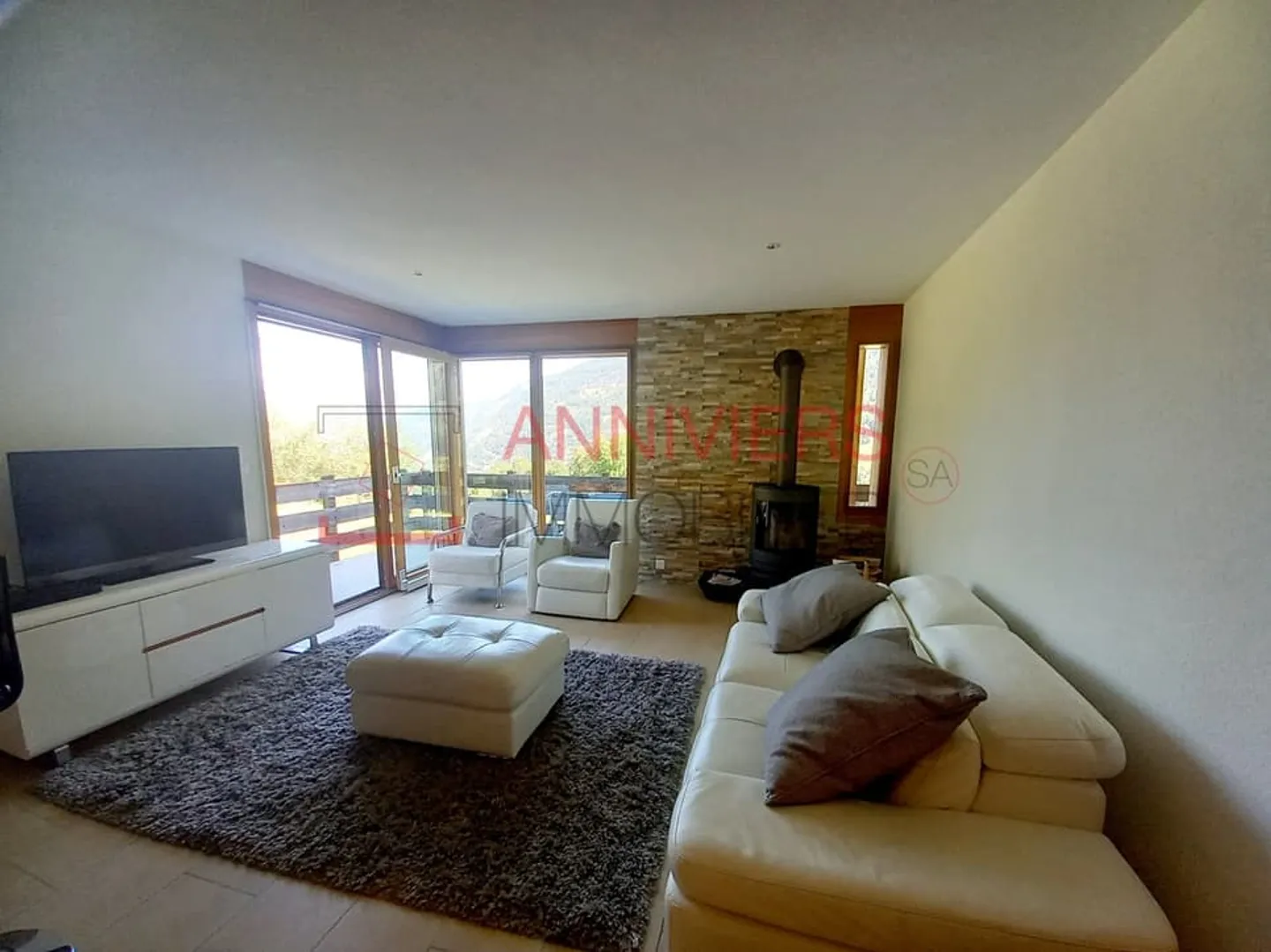 Spacious duplex apartment - 4 rooms - Clear and sunny view - Photo 6 of 13