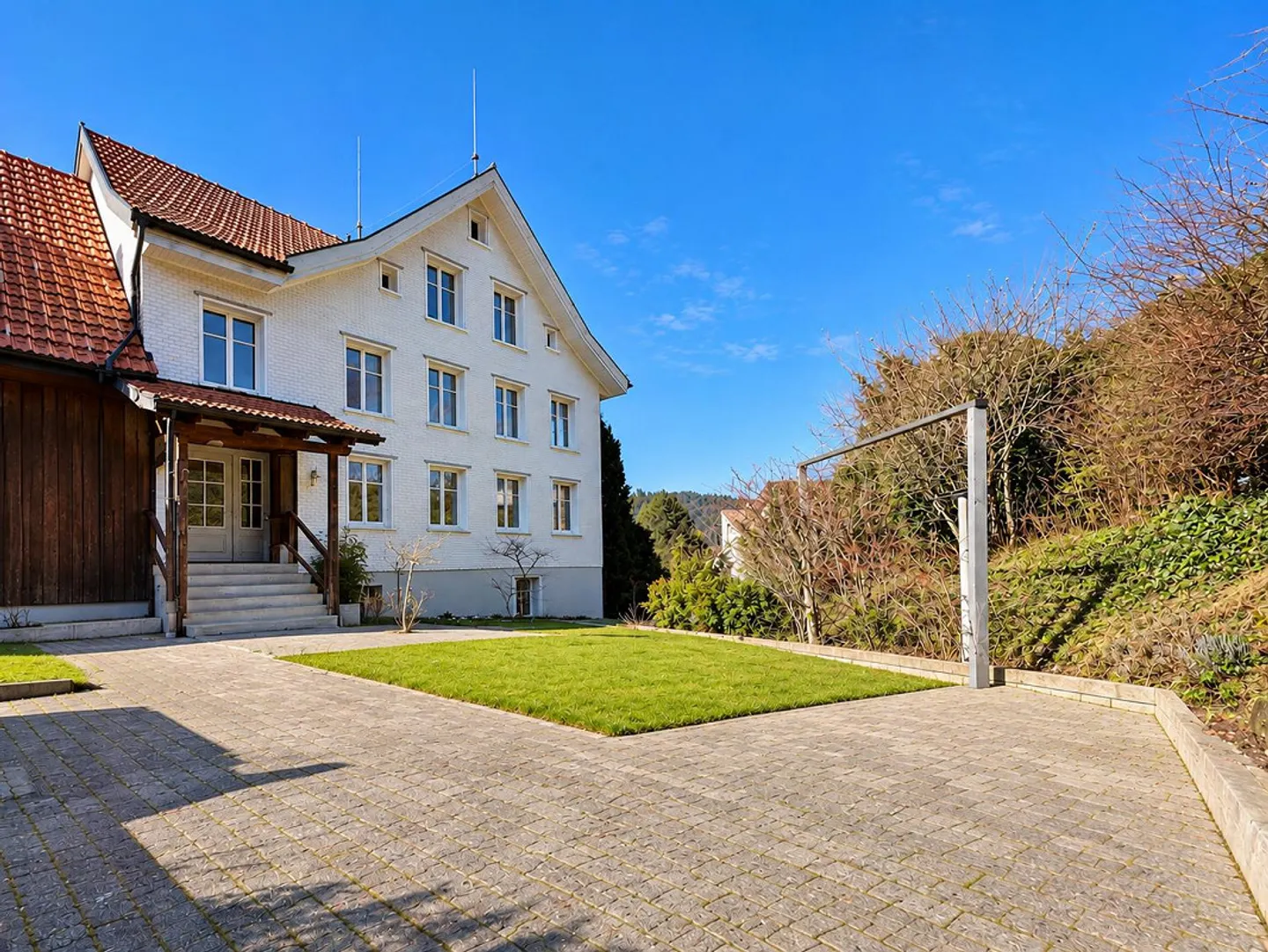 Spacious 6.5 Room Appenzeller House in a Quiet Location! - Photo 3 of 11